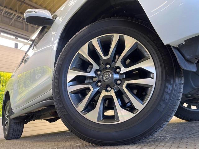 �y�����I�v�V�����P�X�C���`�A���~�z�C�[���z�����I�v�V�����z�C�[���𑕒��B���s���\�̌���ɉ����A�O�ς����X�^�C���b�V���ɂȂ��Ă��܂��B