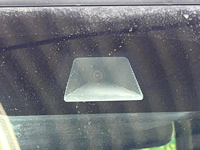 Ｎ－ＢＯＸカスタム Ｇ・Ｌターボホンダセンシング　禁煙車　ナビフルセグ　両側電動ドア　バックカメラ　衝突軽減　アダプティブクルーズ　ＬＥＤヘッド　純正１５インチＡＷ　半革シート　ＥＴＣ　Ｂｌｕｅｔｏｏｔｈ　革巻ステアリング　８スピーカー　ＤＶＤ再生（3枚目）