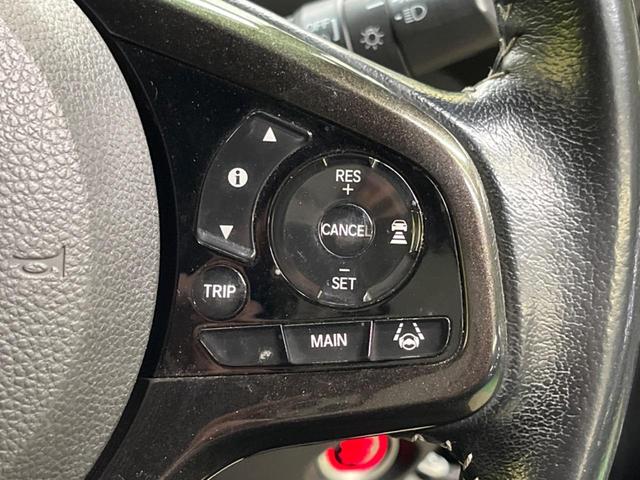 Ｎ－ＢＯＸカスタム Ｇ・Ｌターボホンダセンシング　禁煙車　ナビフルセグ　両側電動ドア　バックカメラ　衝突軽減　アダプティブクルーズ　ＬＥＤヘッド　純正１５インチＡＷ　半革シート　ＥＴＣ　Ｂｌｕｅｔｏｏｔｈ　革巻ステアリング　８スピーカー　ＤＶＤ再生（6枚目）