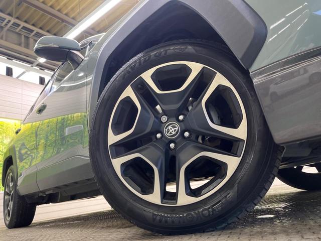 �y�����P�X�C���`�A���~�z�C�[���z�O�ςɃ}�b�`���������A���~�z�C�[���𑕒����Ă���܂��B�e��ЊO�A���~�z�C�[����A�X�^�b�h���X�^�C�����戵�����Ă���܂��B���񂲑��k����������