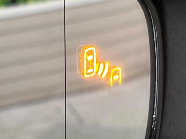 �y�u���C���h�X�|�b�g���j�^�[�z���s���A�h�A�~���[�̎��p�ɂȂ�₷���ӏ��Ɍ㑱�Ԃ��ڋ߂���ƃT�C�h�~���[�̃����Y�Ɍx����\���I�h���C�o�[�ɒ��ӊ��N�����Ă���܂��B