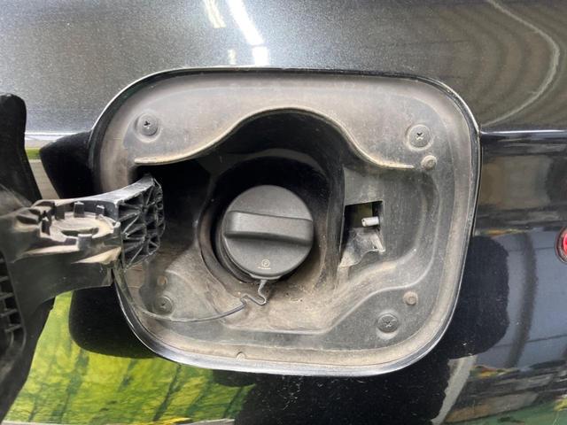 ハリアー Ｚ　レザーパッケージ　調光パノラマルーフ　禁煙車　メーカー１２．３型ナビＴＶ　ＪＢＬサウンド　パノラミックビューモニタ　ブラウン内装　セーフティセンス　デジタルインナーミラー　電動バックドア　シートベンチレーション（70枚目）