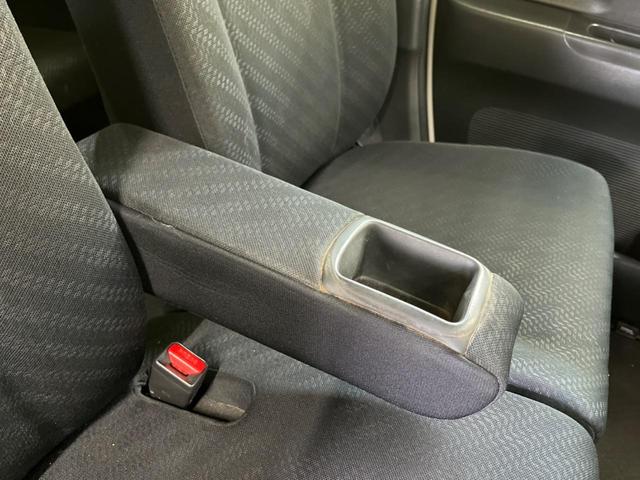 N-BOX G ターボSSパッケージ 禁煙車 8型ナビフルセグ 両側電動ドア バックカメラ HIDヘッド 純正14インチAW 黒内装 ETC Bluetooth スマートキー オートライト オートエアコン 革巻ステアリング パドルシフト(29枚目)