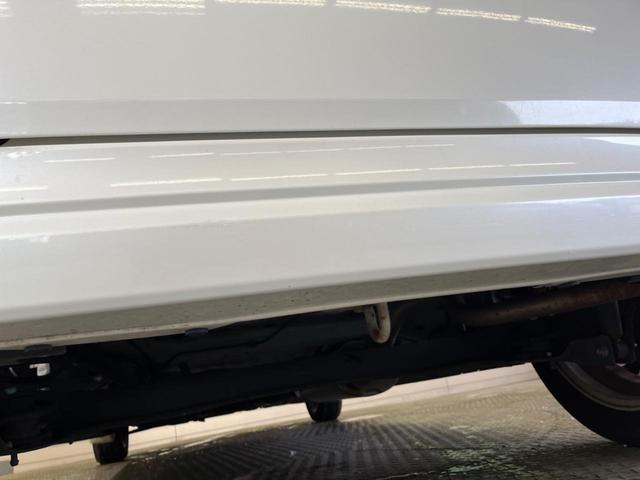 N-BOX G ターボSSパッケージ 禁煙車 8型ナビフルセグ 両側電動ドア バックカメラ HIDヘッド 純正14インチAW 黒内装 ETC Bluetooth スマートキー オートライト オートエアコン 革巻ステアリング パドルシフト(50枚目)