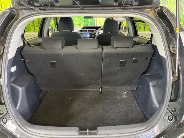 アクア Ｓ　禁煙車　純正ナビフルセグ　ＬＥＤヘッド　スマートキー　モデリスタ１５インチＡＷ　バックカメラ　セーフティセンス　ＬＥＤフォグ　オートライト　レーンディパーチャーアラート　ＥＴＣ　Ｂｌｕｅｔｏｏｔｈ（11枚目）