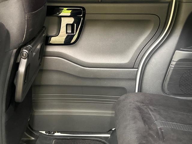 N-BOXカスタム L 禁煙車 ナビTV 両側電動ドア バックカメラ ホンダセンシング 渋滞追従アダプティブクルーズ リアパーキングセンサ 電動パーキングブレーキ シートヒーター 後席サンシェード DVD再生(42枚目)