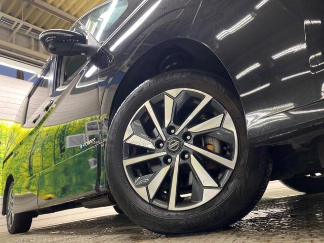 �y�����I�v�V�����P�U�C���`�A���~�z�C�[���z�����I�v�V�����z�C�[���𑕒��B���s���\�̌���ɉ����A�O�ς����X�^�C���b�V���ɂȂ��Ă��܂��B