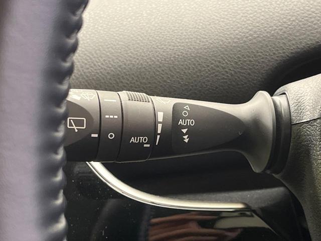 プリウス Ａツーリングセレクション　モデリスタエアロ　純正９型ナビＴＶ　パノラミックビューモニタ　セーフティセンス　ブラインドスポットモニタ　インテリジェントクリアランスソナー　モデリスタ１７インチＡＷ　パワーシート　シートヒーター（49枚目）