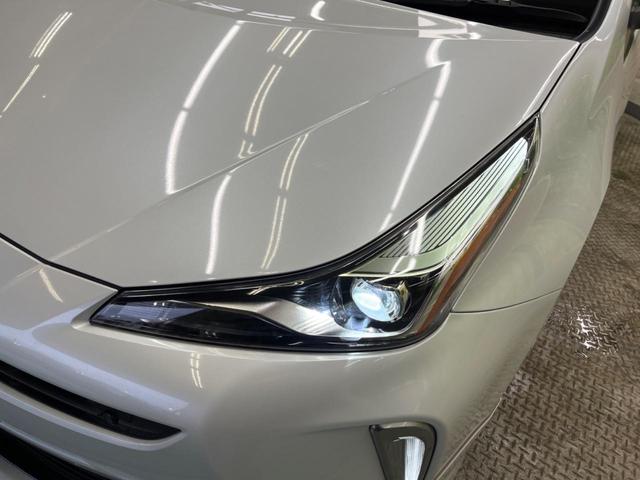 プリウス Ａツーリングセレクション　モデリスタエアロ　純正９型ナビＴＶ　パノラミックビューモニタ　セーフティセンス　ブラインドスポットモニタ　インテリジェントクリアランスソナー　モデリスタ１７インチＡＷ　パワーシート　シートヒーター（59枚目）