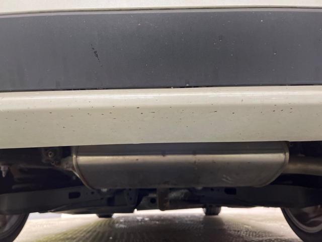 カローラツーリング ハイブリッド　ダブルバイビー　禁煙車　純正９型ナビ　バックカメラ　セーフティセンス　ブラインドスポットモニタ　シートヒーター　ステアリングヒーター　ＬＥＤデイライト　純正１７インチＡＷ　半革シート　ＡｐｐｌｅＣａｒＰｌａｙ　ＥＴＣ（18枚目）