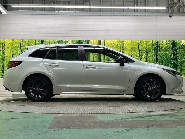 カローラツーリング ハイブリッド　ダブルバイビー　禁煙車　純正９型ナビ　バックカメラ　セーフティセンス　ブラインドスポットモニタ　シートヒーター　ステアリングヒーター　ＬＥＤデイライト　純正１７インチＡＷ　半革シート　ＡｐｐｌｅＣａｒＰｌａｙ　ＥＴＣ（52枚目）