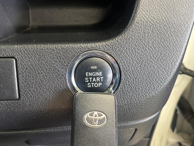 ヴォクシー ZS 煌 7人乗 禁煙車 ナビフルセグ フリップダウンモニター 両側電動ドア バックカメラ HIDヘッド 純正16インチAW スマートキー デュアルオートエアコン 革巻ステアリング 9スピーカー ETC(7枚目)