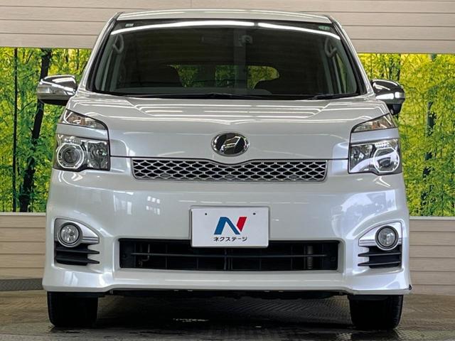 ヴォクシー ZS 煌 7人乗 禁煙車 ナビフルセグ フリップダウンモニター 両側電動ドア バックカメラ HIDヘッド 純正16インチAW スマートキー デュアルオートエアコン 革巻ステアリング 9スピーカー ETC(14枚目)