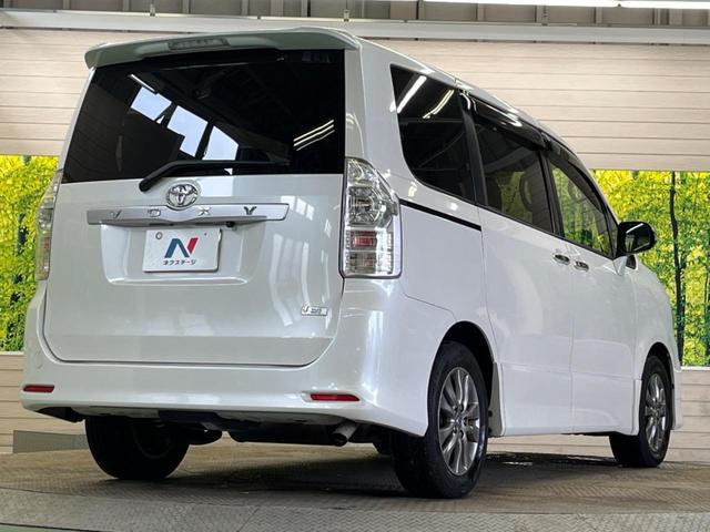 ヴォクシー ZS 煌 7人乗 禁煙車 ナビフルセグ フリップダウンモニター 両側電動ドア バックカメラ HIDヘッド 純正16インチAW スマートキー デュアルオートエアコン 革巻ステアリング 9スピーカー ETC(17枚目)