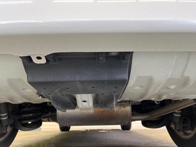 ヴォクシー ZS 煌 7人乗 禁煙車 ナビフルセグ フリップダウンモニター 両側電動ドア バックカメラ HIDヘッド 純正16インチAW スマートキー デュアルオートエアコン 革巻ステアリング 9スピーカー ETC(18枚目)