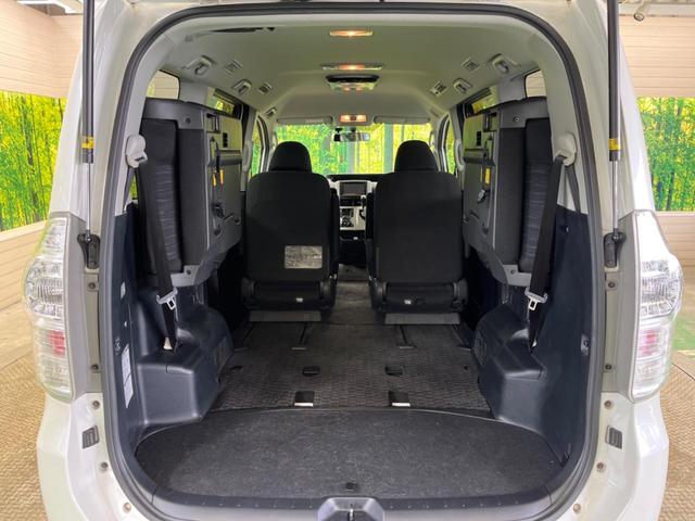 ヴォクシー ZS 煌 7人乗 禁煙車 ナビフルセグ フリップダウンモニター 両側電動ドア バックカメラ HIDヘッド 純正16インチAW スマートキー デュアルオートエアコン 革巻ステアリング 9スピーカー ETC(35枚目)