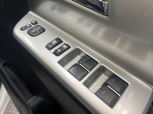 ヴォクシー ZS 煌 7人乗 禁煙車 ナビフルセグ フリップダウンモニター 両側電動ドア バックカメラ HIDヘッド 純正16インチAW スマートキー デュアルオートエアコン 革巻ステアリング 9スピーカー ETC(46枚目)