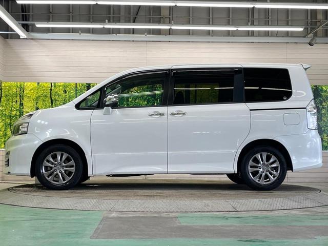 ヴォクシー ZS 煌 7人乗 禁煙車 ナビフルセグ フリップダウンモニター 両側電動ドア バックカメラ HIDヘッド 純正16インチAW スマートキー デュアルオートエアコン 革巻ステアリング 9スピーカー ETC(49枚目)
