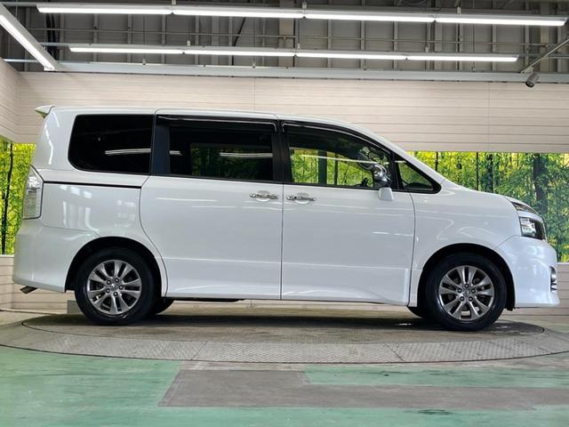 ヴォクシー ZS 煌 7人乗 禁煙車 ナビフルセグ フリップダウンモニター 両側電動ドア バックカメラ HIDヘッド 純正16インチAW スマートキー デュアルオートエアコン 革巻ステアリング 9スピーカー ETC(50枚目)