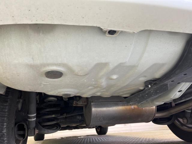 ヴォクシー ZS 煌 7人乗 禁煙車 ナビフルセグ フリップダウンモニター 両側電動ドア バックカメラ HIDヘッド 純正16インチAW スマートキー デュアルオートエアコン 革巻ステアリング 9スピーカー ETC(54枚目)