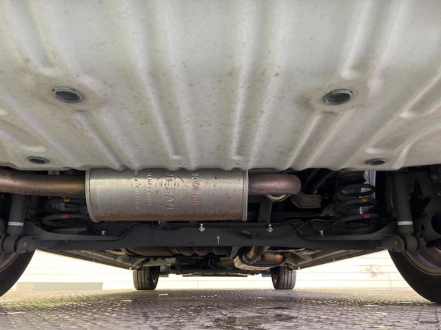 セレナ ハイウェイスター　Ｖセレ＋セーフティＩＩ　ＳＨＶ　禁煙車　純正ナビフルセグ　純正１１型後席モニター　アラウンドビューモニタ　両側電動ドア　衝突被害軽減　ＬＥＤヘッド　純正１６インチＡＷ　クルーズコントロール　後席オートエアコン　ＥＴＣ　ＤＶＤ再生（19枚目）