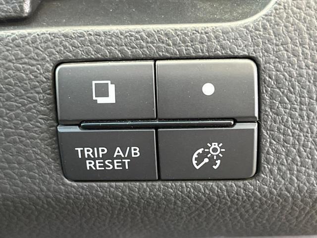 セレナ ハイウェイスター　Ｖセレ＋セーフティＩＩ　ＳＨＶ　禁煙車　純正ナビフルセグ　純正１１型後席モニター　アラウンドビューモニタ　両側電動ドア　衝突被害軽減　ＬＥＤヘッド　純正１６インチＡＷ　クルーズコントロール　後席オートエアコン　ＥＴＣ　ＤＶＤ再生（49枚目）