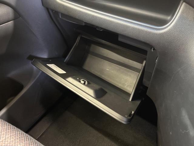 セレナ ハイウェイスター　Ｖセレ＋セーフティＩＩ　ＳＨＶ　禁煙車　純正ナビフルセグ　純正１１型後席モニター　アラウンドビューモニタ　両側電動ドア　衝突被害軽減　ＬＥＤヘッド　純正１６インチＡＷ　クルーズコントロール　後席オートエアコン　ＥＴＣ　ＤＶＤ再生（54枚目）