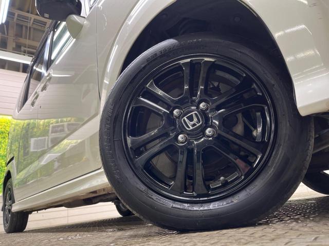 N-BOXカスタム 2トーンカラースタイル G・Lパッケージ 禁煙車 純正ナビフルセグ バックカメラ 両側電動ドア 衝突被害軽減システム ビルトインETC スマートキー HIDヘッド 純正14インチAW オートライト オートエアコン Bluetooth CD(13枚目)