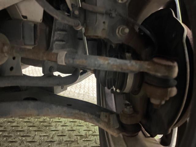 N-BOXカスタム 2トーンカラースタイル G・Lパッケージ 禁煙車 純正ナビフルセグ バックカメラ 両側電動ドア 衝突被害軽減システム ビルトインETC スマートキー HIDヘッド 純正14インチAW オートライト オートエアコン Bluetooth CD(20枚目)