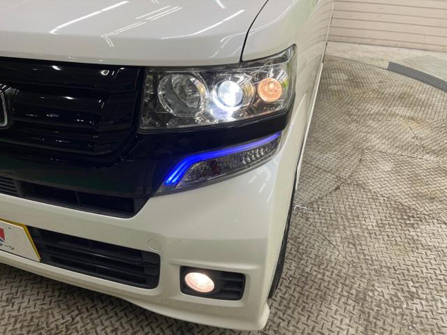 N-BOXカスタム 2トーンカラースタイル G・Lパッケージ 禁煙車 純正ナビフルセグ バックカメラ 両側電動ドア 衝突被害軽減システム ビルトインETC スマートキー HIDヘッド 純正14インチAW オートライト オートエアコン Bluetooth CD(57枚目)