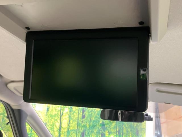 セレナ ハイウェイスターＶ　セーフティパックＢ　純正１０型ナビＴＶ　純正１１型後席モニター　アラウンドビューモニタ　両側ハンズフリー電動ドア　衝突被害軽減　プロパイロット　アダプティブＬＥＤヘッド　ブルーレイ再生　ＥＴＣ（4枚目）