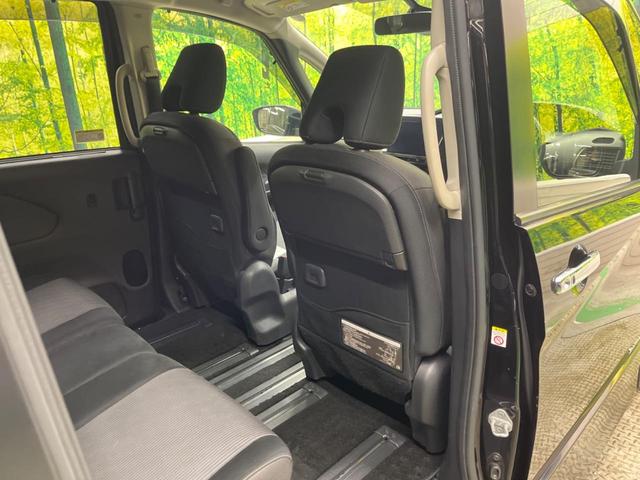 セレナ ハイウェイスターＶ　セーフティパックＢ　純正１０型ナビＴＶ　純正１１型後席モニター　アラウンドビューモニタ　両側ハンズフリー電動ドア　衝突被害軽減　プロパイロット　アダプティブＬＥＤヘッド　ブルーレイ再生　ＥＴＣ（36枚目）