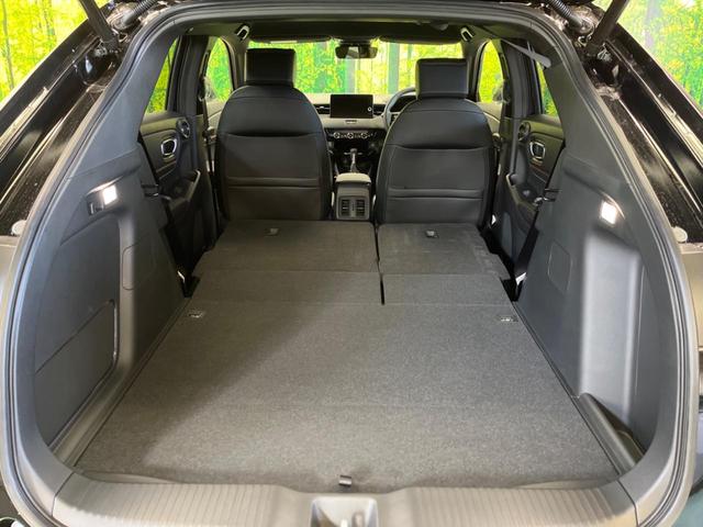 ヴェゼル ｅ：ＨＥＶ　ＲＳ　登録済未使用車　レーダークルーズ　純正９型ナビＴＶ　全周囲カメラ　衝突被害軽減　ブラインドスポットモニター　ハンズフリーパワーバックドア　ＬＥＤヘッド　オートハイビーム　シートヒーター　置くだけ充電（29枚目）