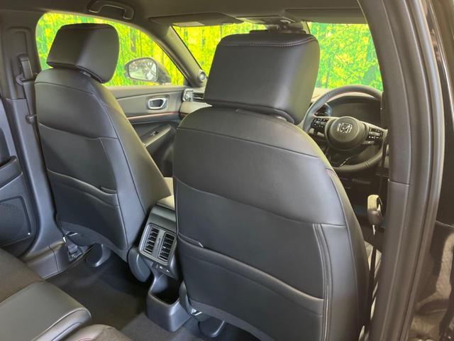 ヴェゼル ｅ：ＨＥＶ　ＲＳ　登録済未使用車　レーダークルーズ　純正９型ナビＴＶ　全周囲カメラ　衝突被害軽減　ブラインドスポットモニター　ハンズフリーパワーバックドア　ＬＥＤヘッド　オートハイビーム　シートヒーター　置くだけ充電（36枚目）