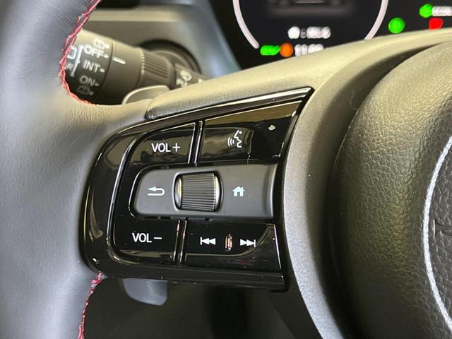 ヴェゼル ｅ：ＨＥＶ　ＲＳ　登録済未使用車　レーダークルーズ　純正９型ナビＴＶ　全周囲カメラ　衝突被害軽減　ブラインドスポットモニター　ハンズフリーパワーバックドア　ＬＥＤヘッド　オートハイビーム　シートヒーター　置くだけ充電（41枚目）