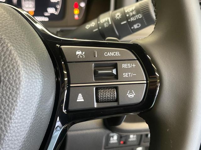 �y�A�_�v�e�B�u�N���[�Y�R���g���[���z�������H�ł̒��������s���y�ɁI�I�����ő��x��ۂN���[�Y�R���g���[�����A�Փˌy���V�X�e���ƘA�g���A�O���̎ԗ������m���ĎԊԂ�ۂ悤�ɑ��x���߂��Ă���܂��I�I