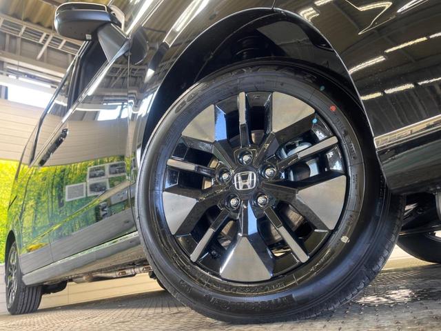 �y�����P�U�C���`�A���~�z�C�[���z�O�ςɃ}�b�`���������A���~�z�C�[���𑕒����Ă���܂��B�e��ЊO�A���~�z�C�[����A�X�^�b�h���X�^�C�����戵�����Ă���܂��B���񂲑��k����������