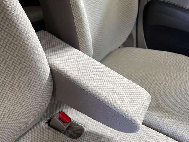 Ｎ－ＯＮＥ Ｇ・Ｌパッケージ　禁煙車　ＨＤＭＩ　ＨＩＤヘッド　ディスプレイオーディオ　バックカメラ　オートライト　オートエアコン　スマートキー　アイドリングストップ　アイボリーインテリア　横滑り防止装置　ＣＤ再生（46枚目）