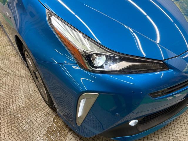 プリウス Ａツーリングセレクション　禁煙車　純正９型ナビＴＶ　バックカメラ　セーフティセンス　ブラインドスポットモニタ　インテリジェントクリアランスソナー　ヘッドアップディスプレイ　パワーシート　シートヒーター　ＥＴＣ（12枚目）