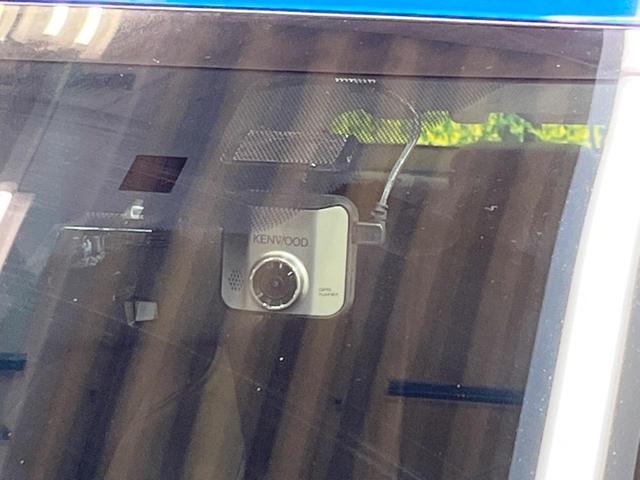 プリウス Ａツーリングセレクション　禁煙車　純正９型ナビＴＶ　バックカメラ　セーフティセンス　ブラインドスポットモニタ　インテリジェントクリアランスソナー　ヘッドアップディスプレイ　パワーシート　シートヒーター　ＥＴＣ（31枚目）