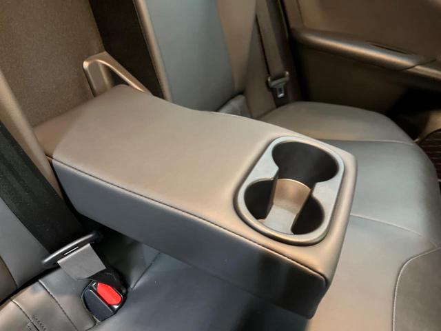 プリウス Ａツーリングセレクション　禁煙車　純正９型ナビＴＶ　バックカメラ　セーフティセンス　ブラインドスポットモニタ　インテリジェントクリアランスソナー　ヘッドアップディスプレイ　パワーシート　シートヒーター　ＥＴＣ（35枚目）
