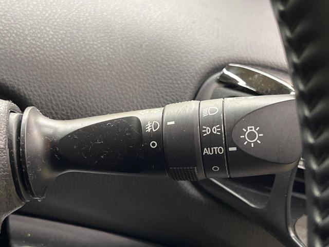 プリウス Ａツーリングセレクション　禁煙車　純正９型ナビＴＶ　バックカメラ　セーフティセンス　ブラインドスポットモニタ　インテリジェントクリアランスソナー　ヘッドアップディスプレイ　パワーシート　シートヒーター　ＥＴＣ（45枚目）