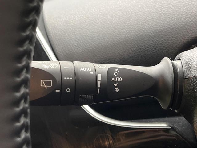 プリウス Ａツーリングセレクション　禁煙車　純正９型ナビＴＶ　バックカメラ　セーフティセンス　ブラインドスポットモニタ　インテリジェントクリアランスソナー　ヘッドアップディスプレイ　パワーシート　シートヒーター　ＥＴＣ（46枚目）