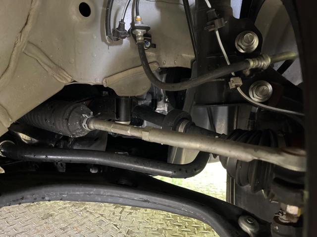 ヴェゼル ｅ：ＨＥＶ　Ｚ　禁煙車　９型ナビＴＶ　バックカメラ　ホンダセンシング　渋滞追従アダプティブクルーズ　ブラインドスポットインフォメーション　純正１８インチＡＷ　半革　シートヒーター　ハンズフリー電動バックドア　ＥＴＣ（20枚目）