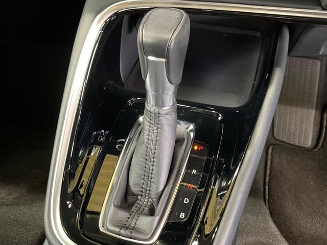 ヴェゼル ｅ：ＨＥＶ　Ｚ　禁煙車　９型ナビＴＶ　バックカメラ　ホンダセンシング　渋滞追従アダプティブクルーズ　ブラインドスポットインフォメーション　純正１８インチＡＷ　半革　シートヒーター　ハンズフリー電動バックドア　ＥＴＣ（21枚目）