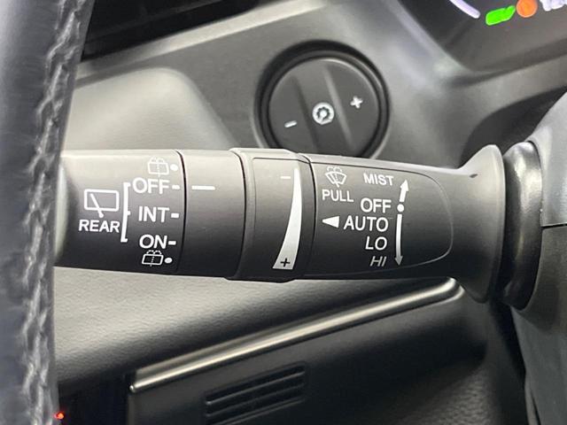 ヴェゼル ｅ：ＨＥＶ　Ｚ　禁煙車　９型ナビＴＶ　バックカメラ　ホンダセンシング　渋滞追従アダプティブクルーズ　ブラインドスポットインフォメーション　純正１８インチＡＷ　半革　シートヒーター　ハンズフリー電動バックドア　ＥＴＣ（44枚目）