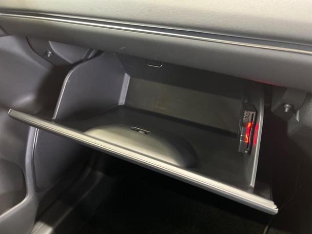 ヴェゼル ｅ：ＨＥＶ　Ｚ　禁煙車　９型ナビＴＶ　バックカメラ　ホンダセンシング　渋滞追従アダプティブクルーズ　ブラインドスポットインフォメーション　純正１８インチＡＷ　半革　シートヒーター　ハンズフリー電動バックドア　ＥＴＣ（46枚目）