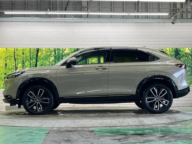 ヴェゼル ｅ：ＨＥＶ　Ｚ　禁煙車　９型ナビＴＶ　バックカメラ　ホンダセンシング　渋滞追従アダプティブクルーズ　ブラインドスポットインフォメーション　純正１８インチＡＷ　半革　シートヒーター　ハンズフリー電動バックドア　ＥＴＣ（50枚目）