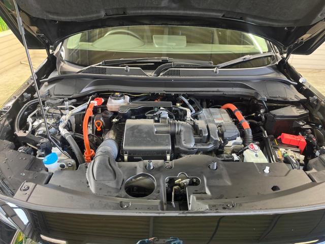 ヴェゼル ｅ：ＨＥＶ　Ｚ　禁煙車　純正８型ディスプレイ　バックカメラ　ホンダセンシング　渋滞追従アダプティブクルーズ　純正１８インチＡＷ　半革シート　シートヒーター　ハンズフリー電動バックドア　ＡｐｐｌｅＣａｒＰｌａｙ　ＥＴＣ（19枚目）