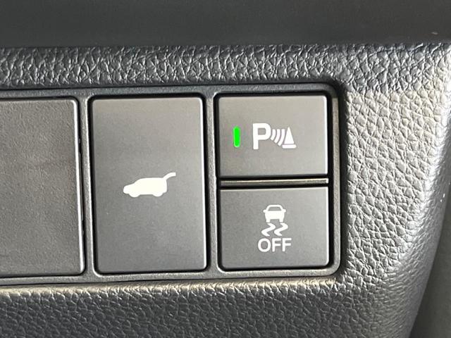 ヴェゼル ｅ：ＨＥＶ　Ｚ　禁煙車　純正８型ディスプレイ　バックカメラ　ホンダセンシング　渋滞追従アダプティブクルーズ　純正１８インチＡＷ　半革シート　シートヒーター　ハンズフリー電動バックドア　ＡｐｐｌｅＣａｒＰｌａｙ　ＥＴＣ（27枚目）